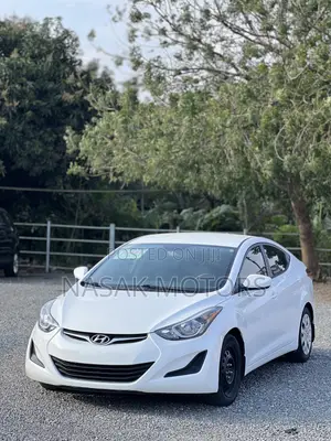 Hyundai Elantra SE 4dr Sedan (1.8L 4cyl 6M) 2014 White