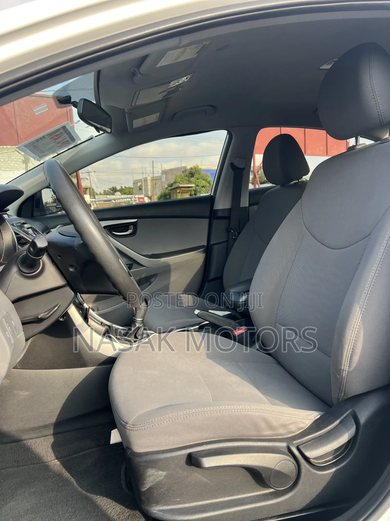 Hyundai Elantra SE 4dr Sedan (1.8L 4cyl 6M) 2014 White