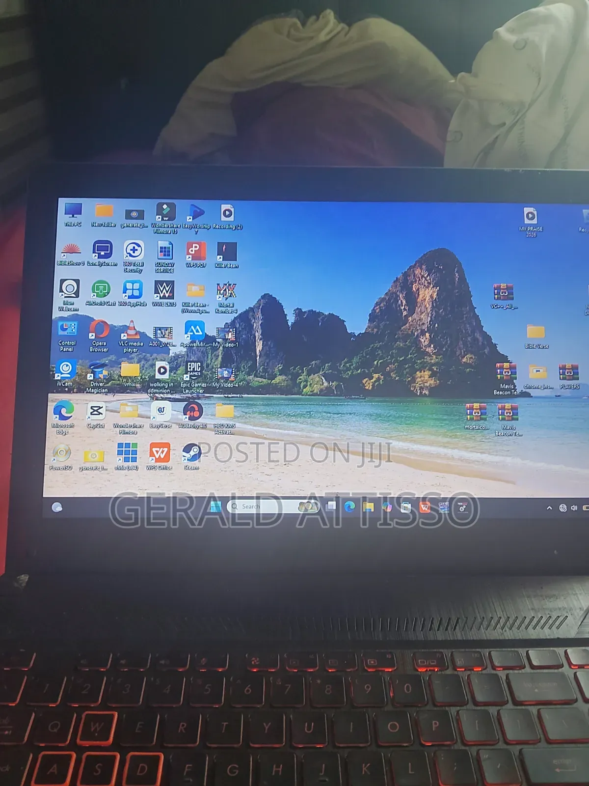 Laptop Asus TUF Gaming FX504 8GB Intel Core i5 HDD+SSD 1T