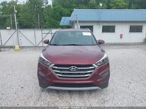 Hyundai Tucson 2017 Red