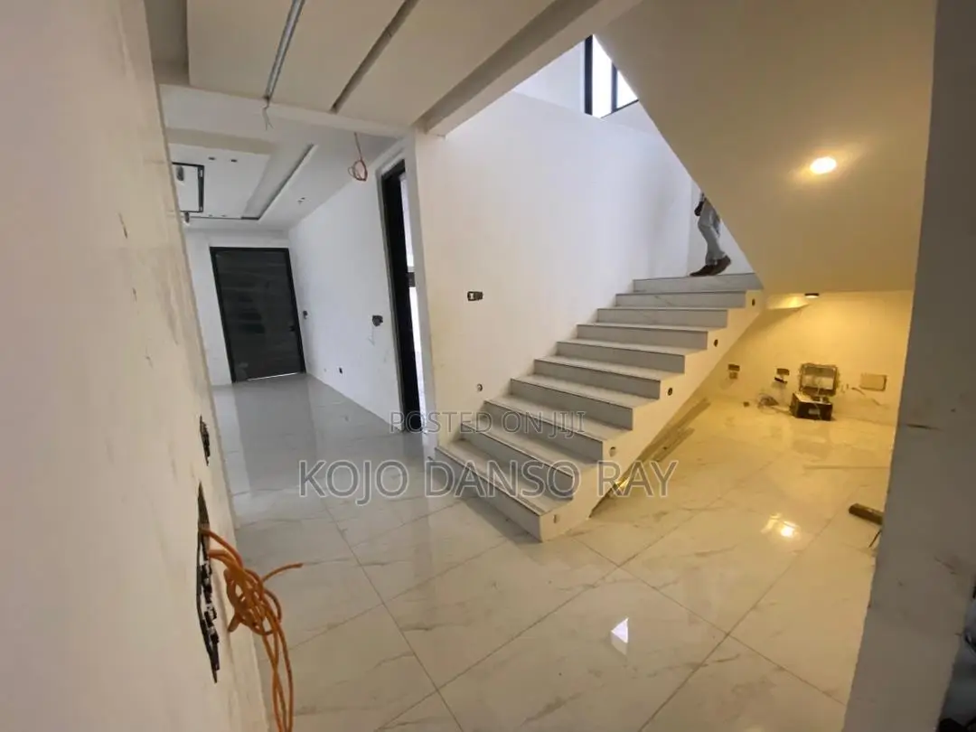 4bdrm House in Pandak Agency, East Legon for sale