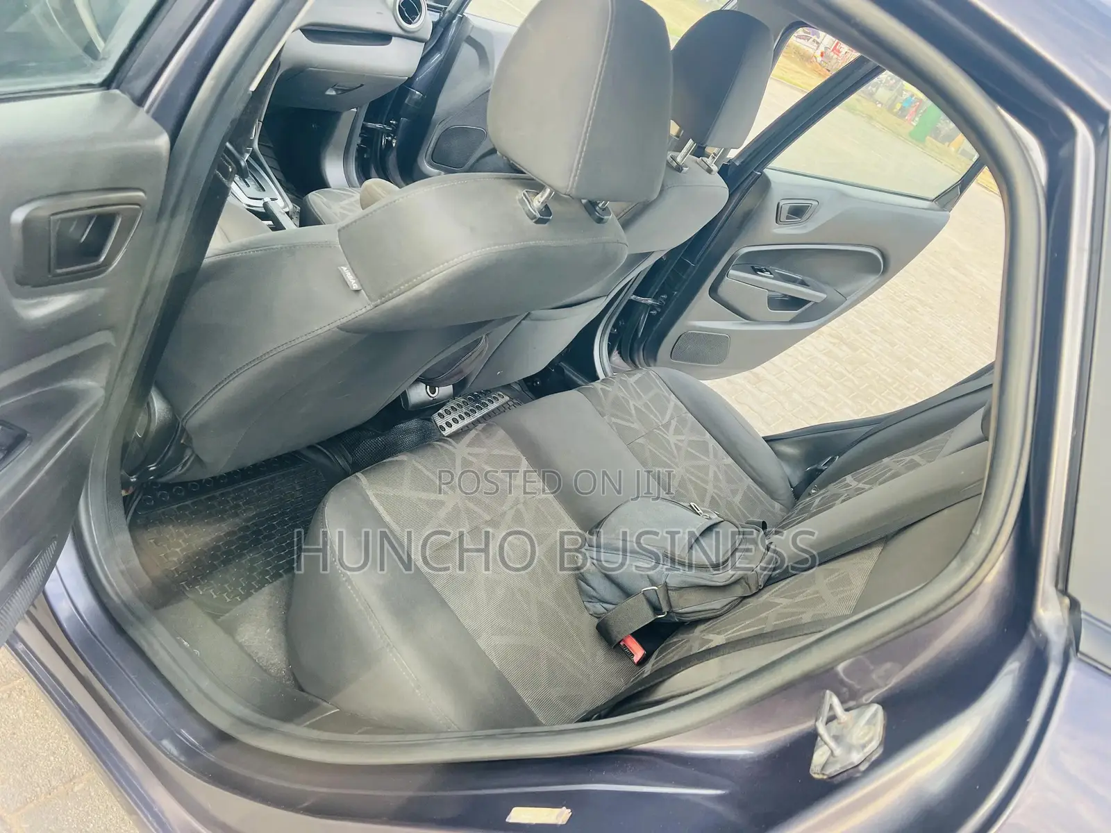 Ford Fiesta 2012 Gray