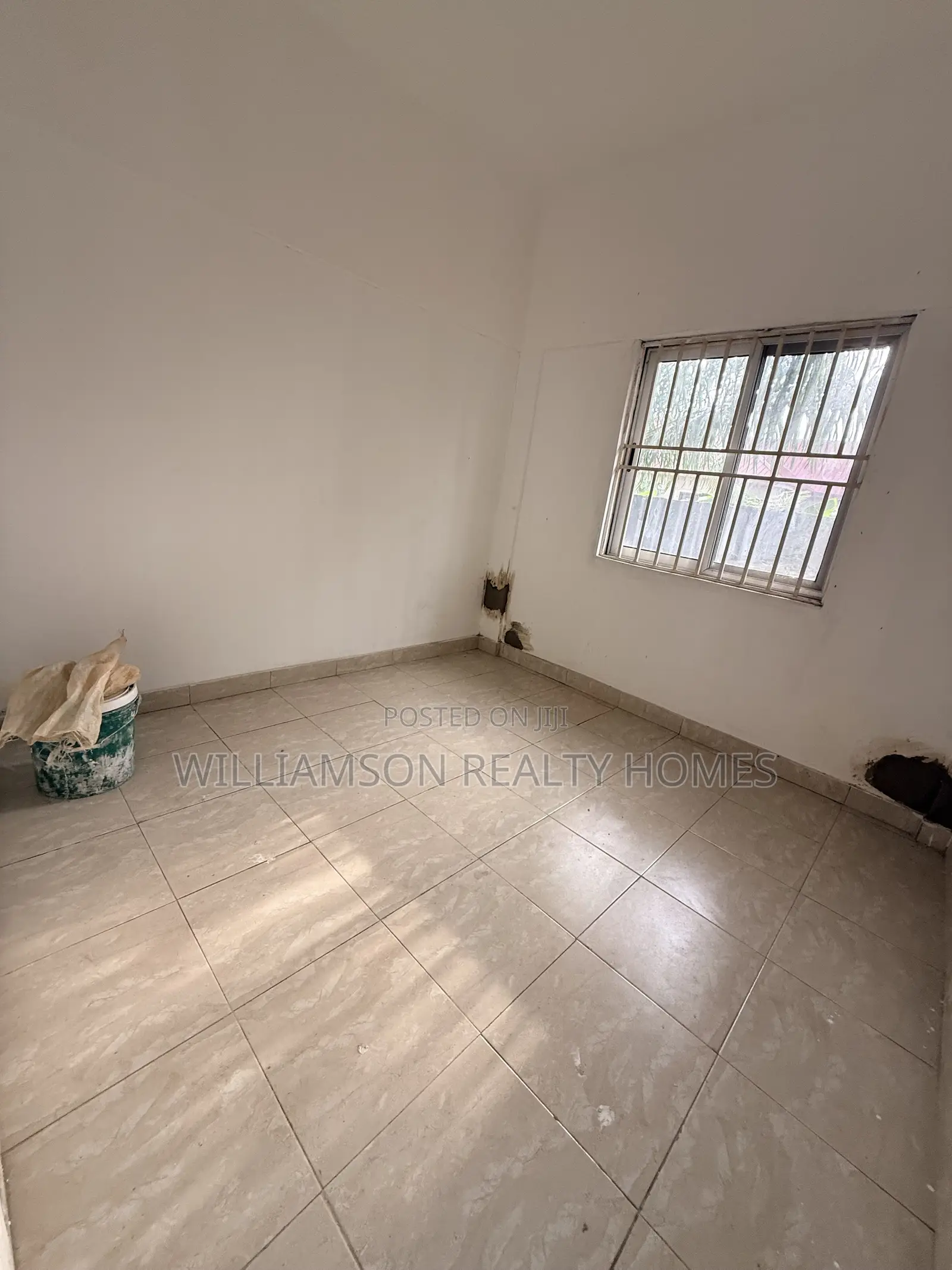 4bdrm House in Hfc Estate Area, Spintex for rent