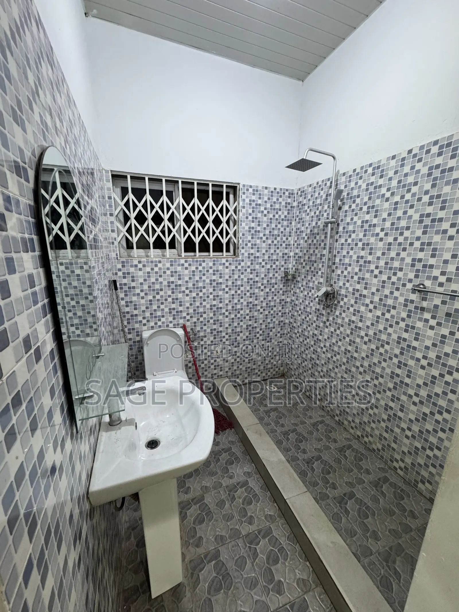 2bdrm House in Nmai-Dzorn for rent