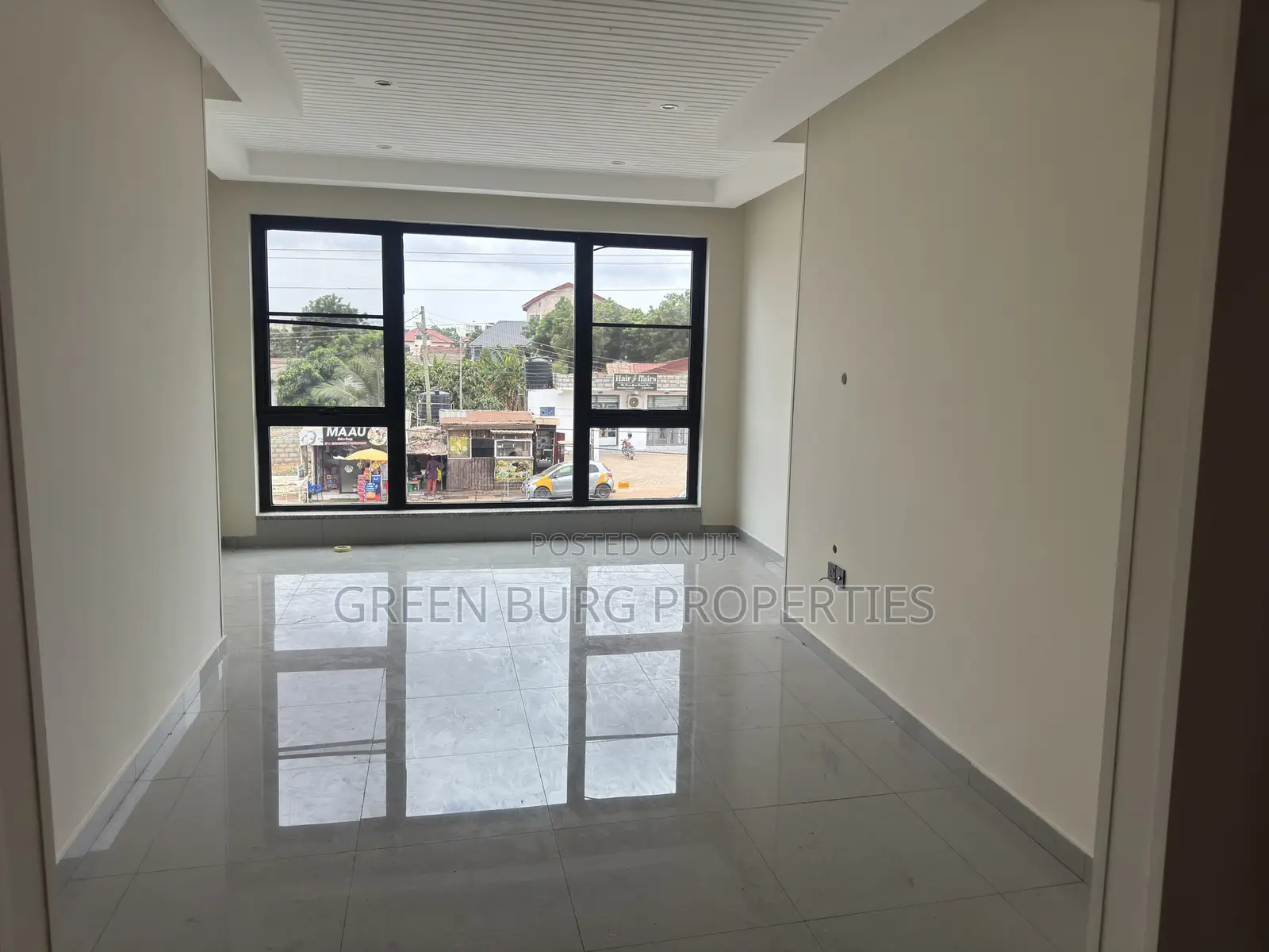 5bdrm House in Green, East Legon for rent