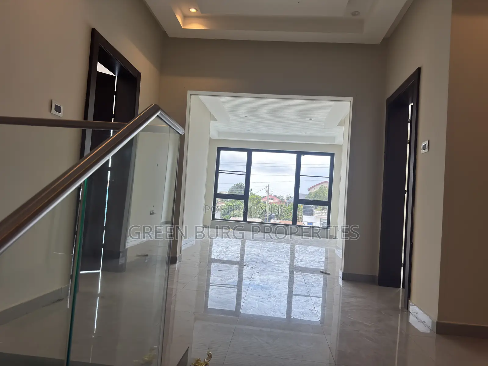 5bdrm House in Green, East Legon for rent