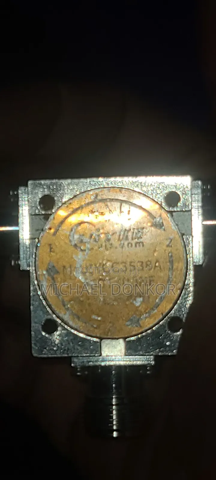 N Connector 2 Bay Power Divider