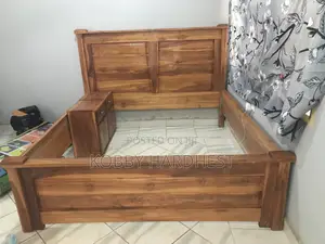 Brand New 6x6 Teak Bed + 2 Side Drawers for Sale. Bibiani