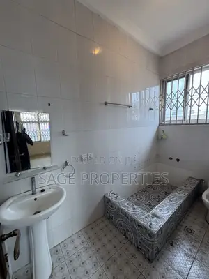 2bdrm Apartment in A&C Mall Area for rent