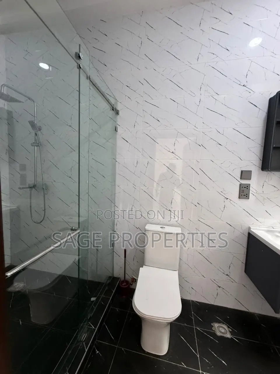 4bdrm Duplex in Ability for rent