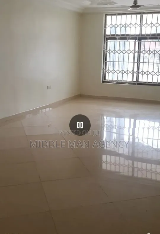 Furnished 8bdrm Mansion in Middle Man Agency, Ejisu-Juaben Municipal