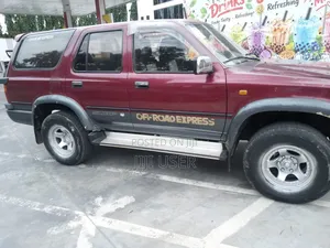 Toyota Hilux Surf 2004 Red