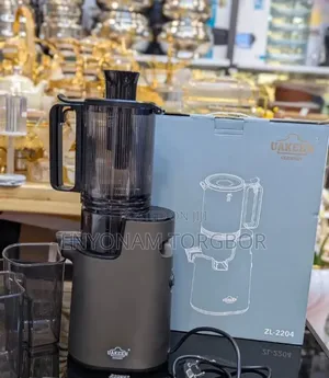 Uakeen Juicer
