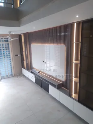 4bdrm Duplex in Ofankor for sale