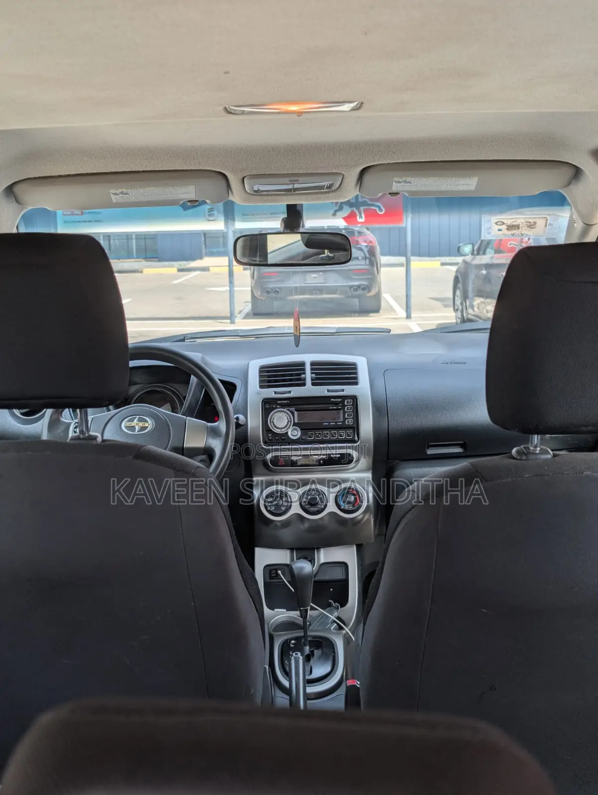 Scion xD 2011 Burgundy