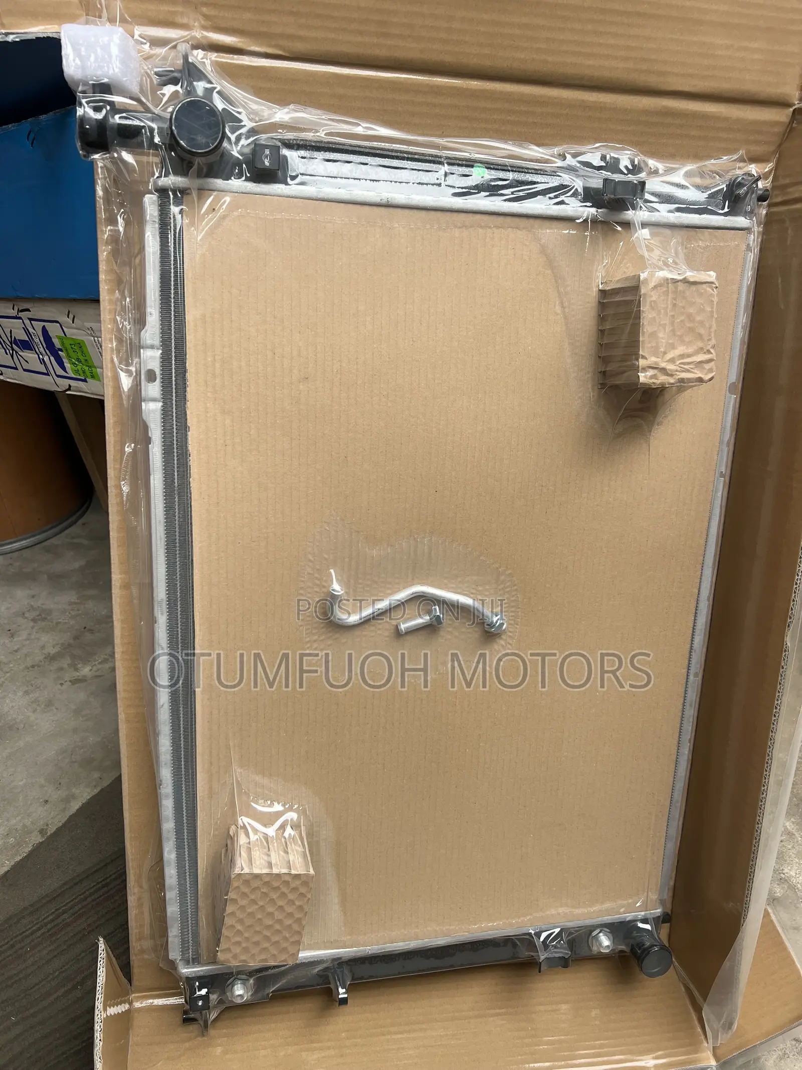 Kia Sportage 2011 2012 2013 2014 2015 Radiator (Water Tank)