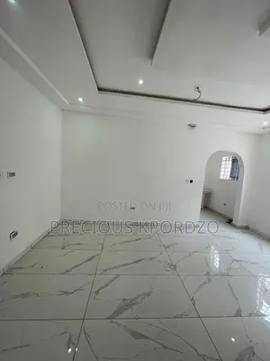 1bdrm Room & Parlour in New Lgn for rent