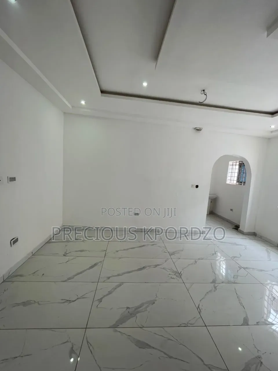 1bdrm Room & Parlour in New Lgn for rent