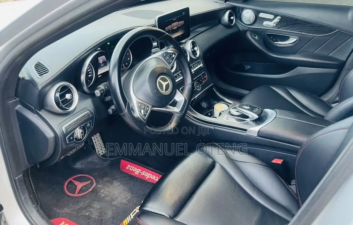 Mercedes-Benz C300 2016 Silver