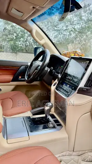 Toyota Land Cruiser 2017 Black