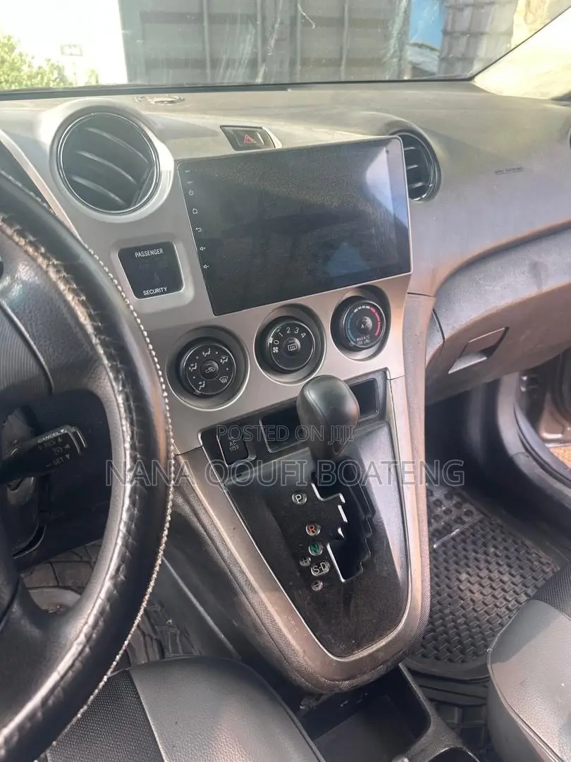 Pontiac Vibe 1.8L 2010 Gray