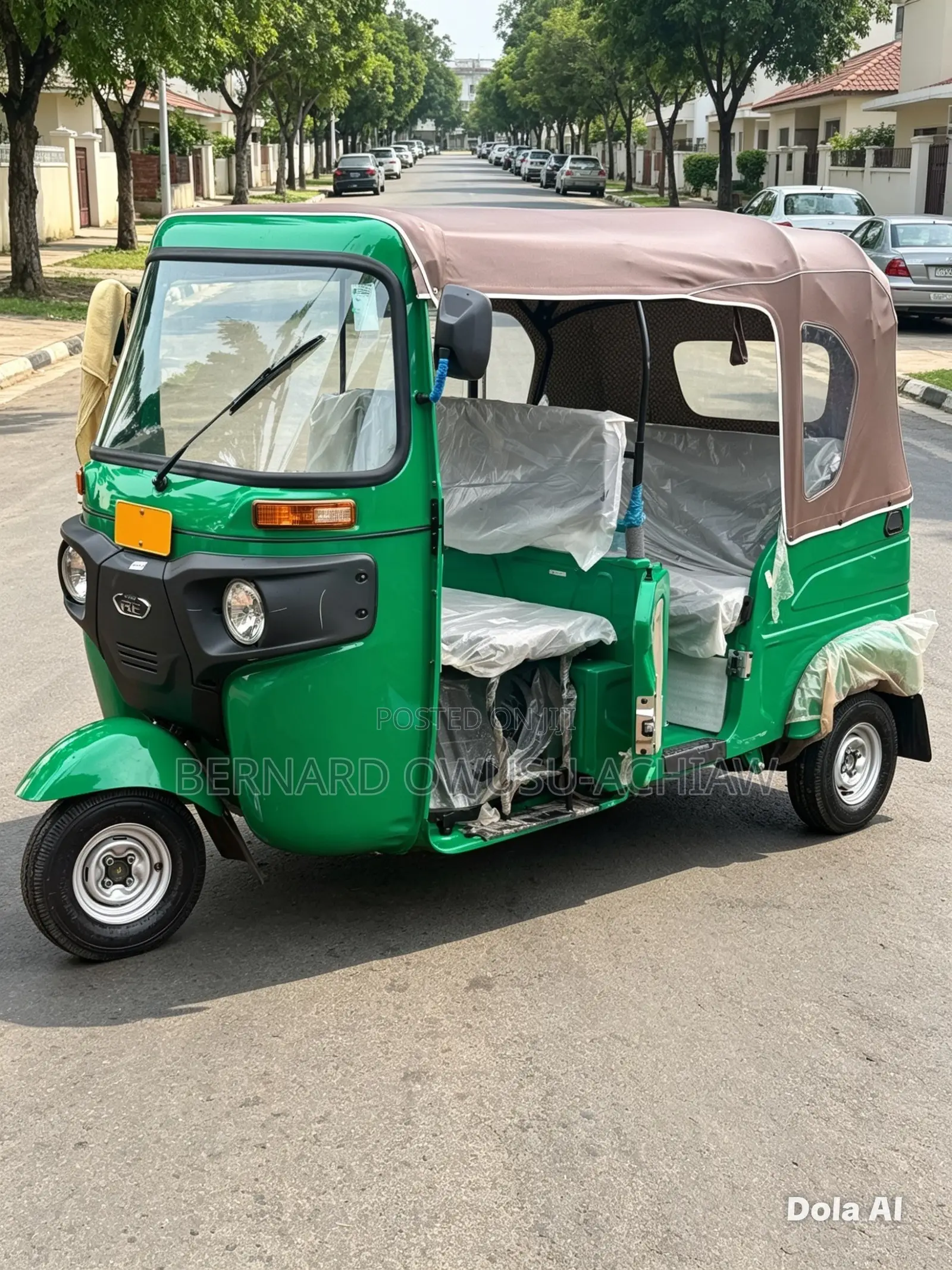 Bajaj RE 2025 Green