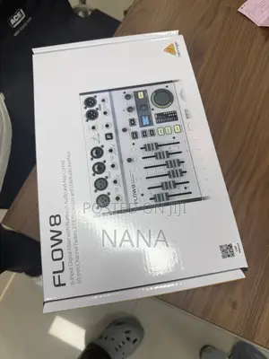 Behringer FLOW8