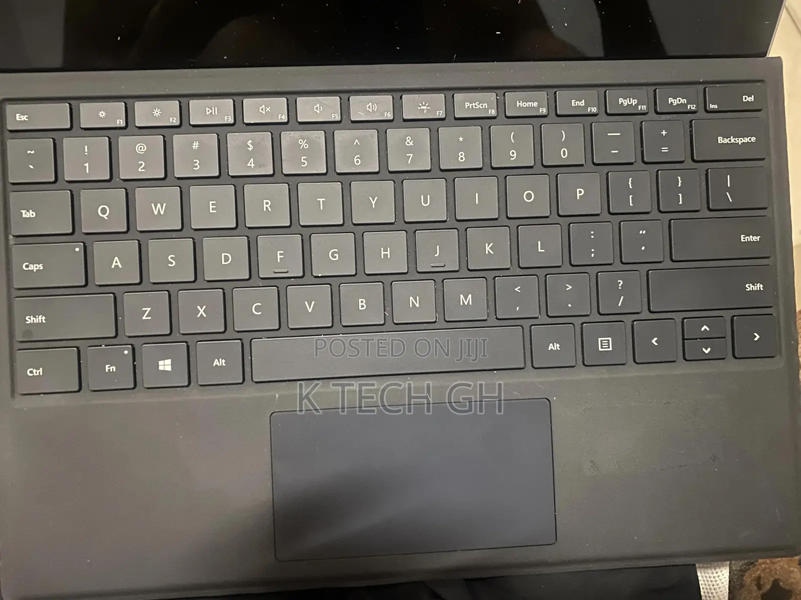 New Laptop Microsoft Surface Pro 7 8GB Intel Core i5 SSD 128GB