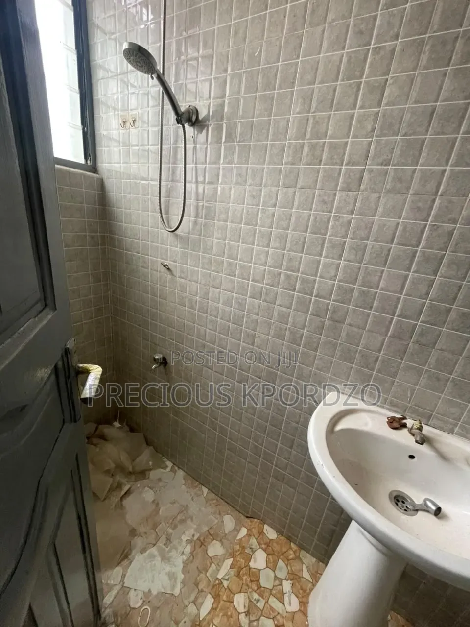 1bdrm Room & Parlour in Adn Nw Legon for rent