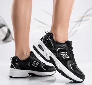 New Balance 530 Black/White
