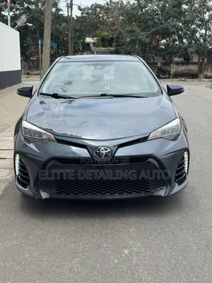 Toyota Corolla XSE 4dr Sedan (1.8L 4cyl CVT) 2017 Gray