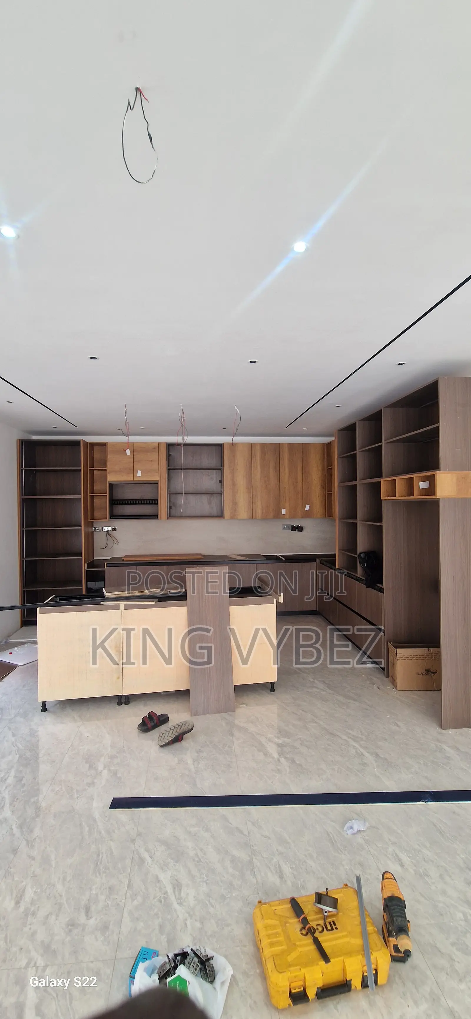Professional Carpenter in Accra - Kitchen Cabinets, Wardrobes, Doors