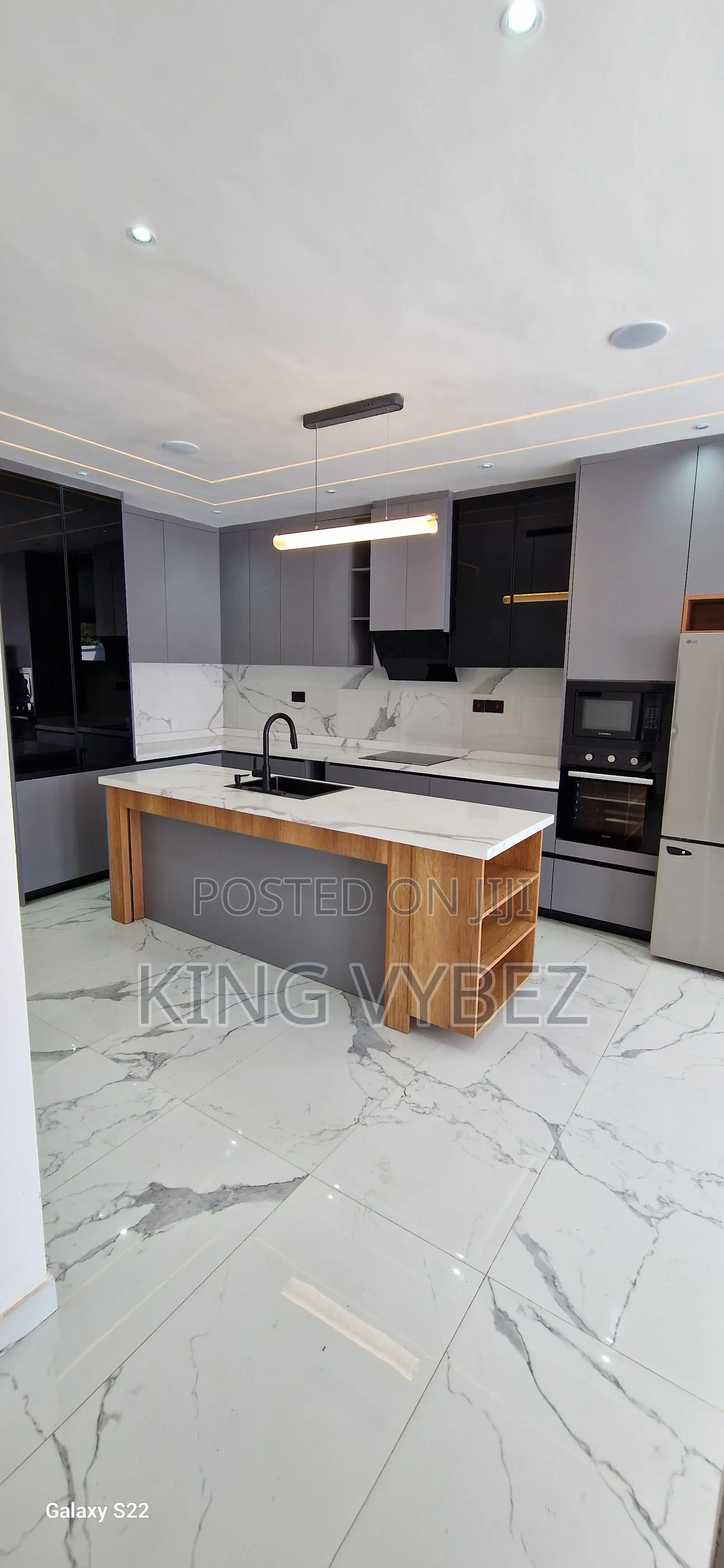 Professional Carpenter in Accra - Kitchen Cabinets, Wardrobes, Doors