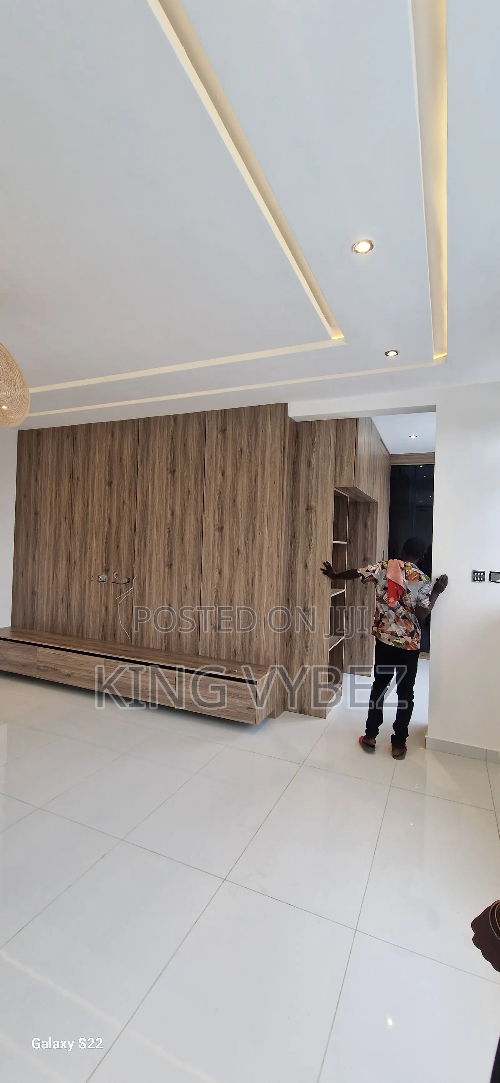 Professional Carpenter in Accra - Kitchen Cabinets, Wardrobes, Doors