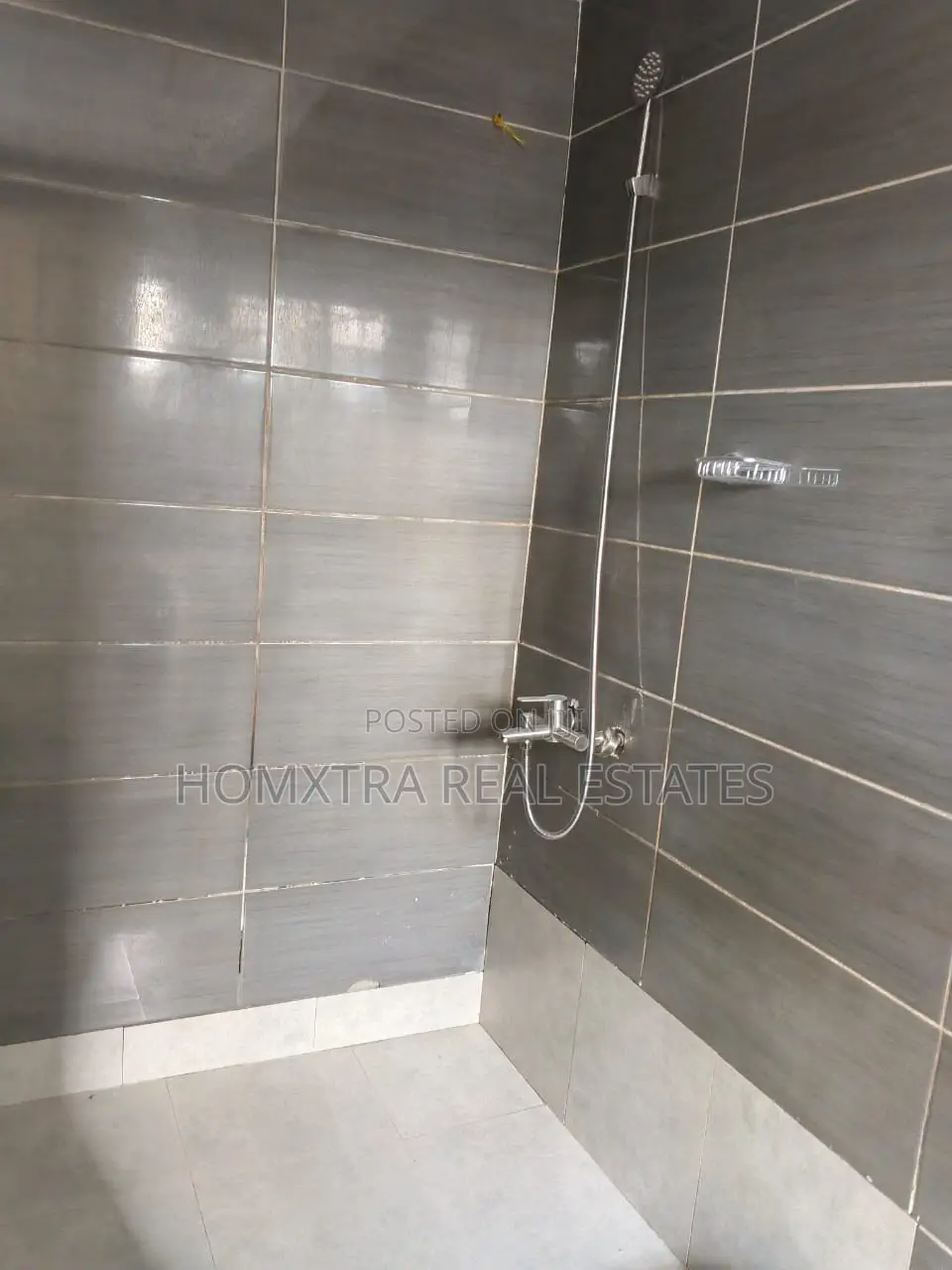 3bdrm Apartment in Homxtra Real Estates, Last Stop for rent