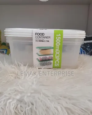 3-Piece Set of 1500ml Plastic Microwave-Safe Food Storage Containers.
