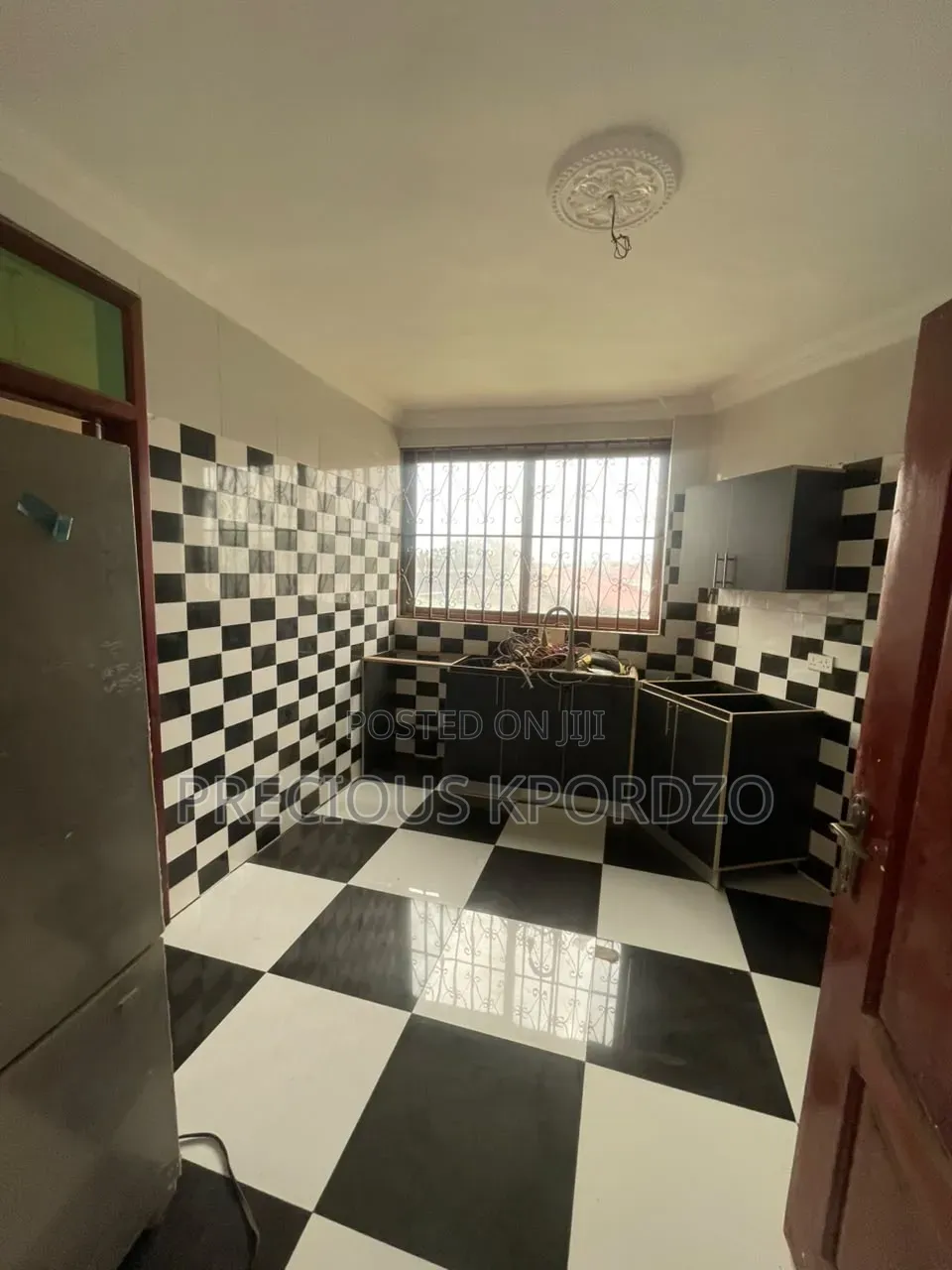 2bdrm Apartment in Commandos Adenta for rent