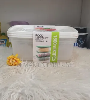 3-Piece Set of 1500ml Plastic Microwave-Safe Food Storage Containers.