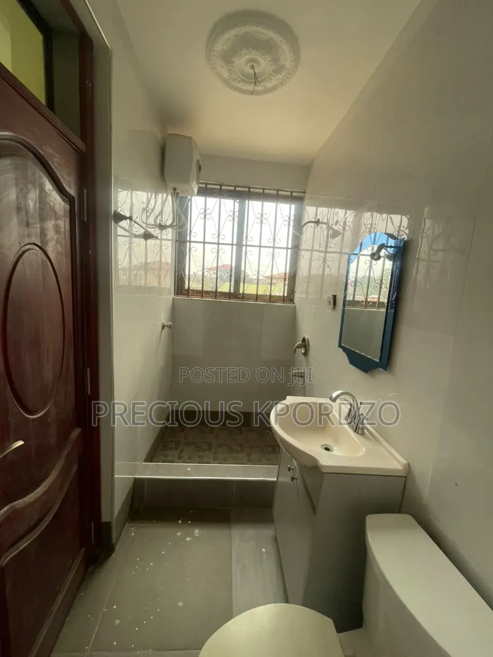 2bdrm Apartment in Commandos Adenta for rent