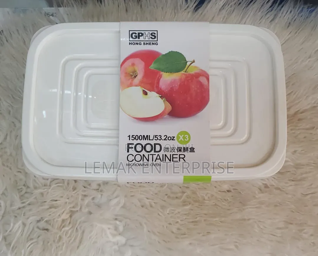3-Piece Set of 1500ml Plastic Microwave-Safe Food Storage Containers.