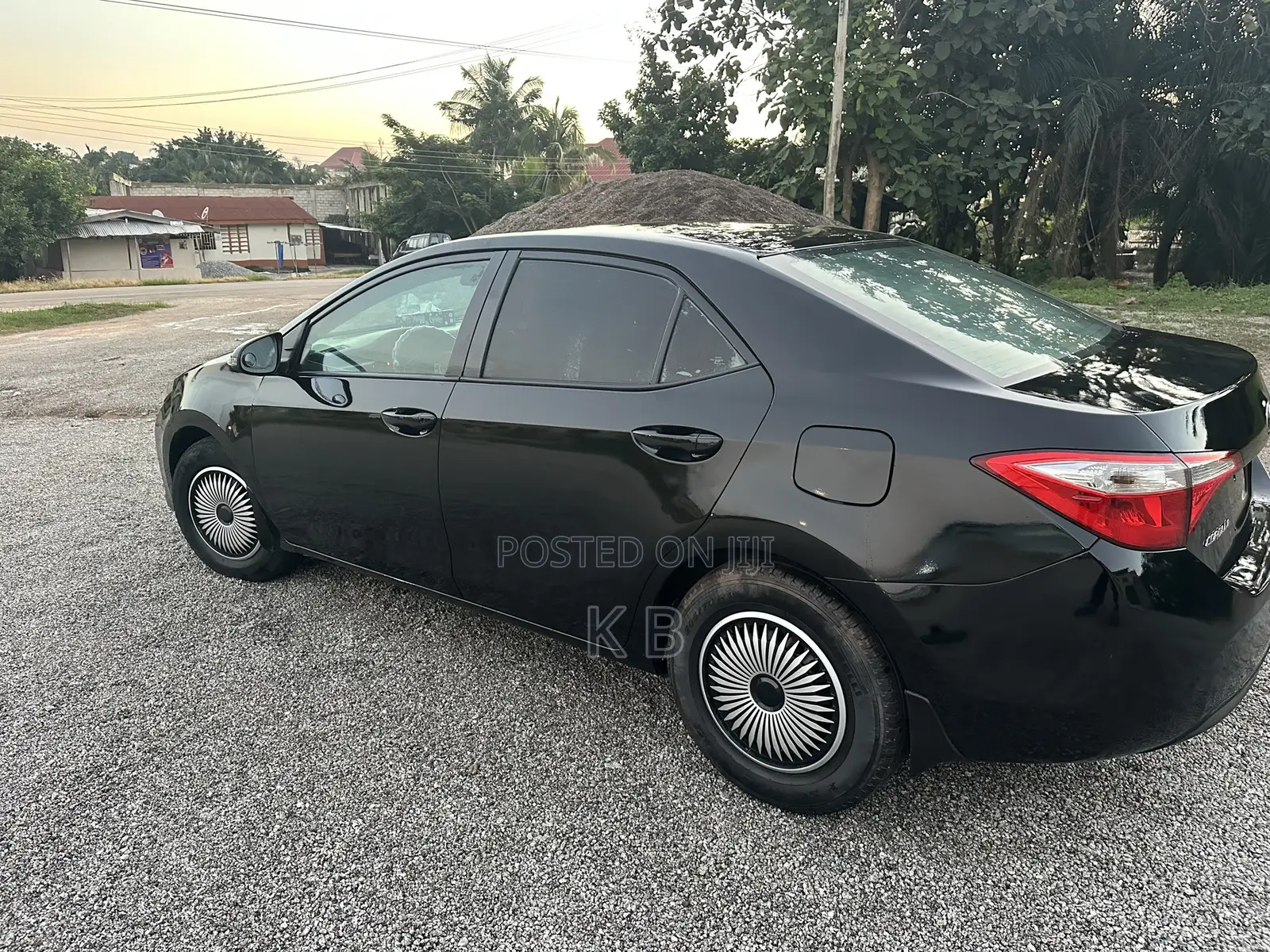 Toyota Corolla 2016 Black