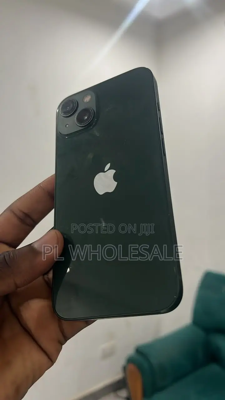 Apple iPhone 13 128 GB Green
