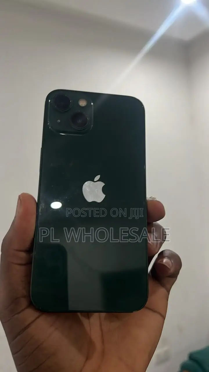 Apple iPhone 13 128 GB Green