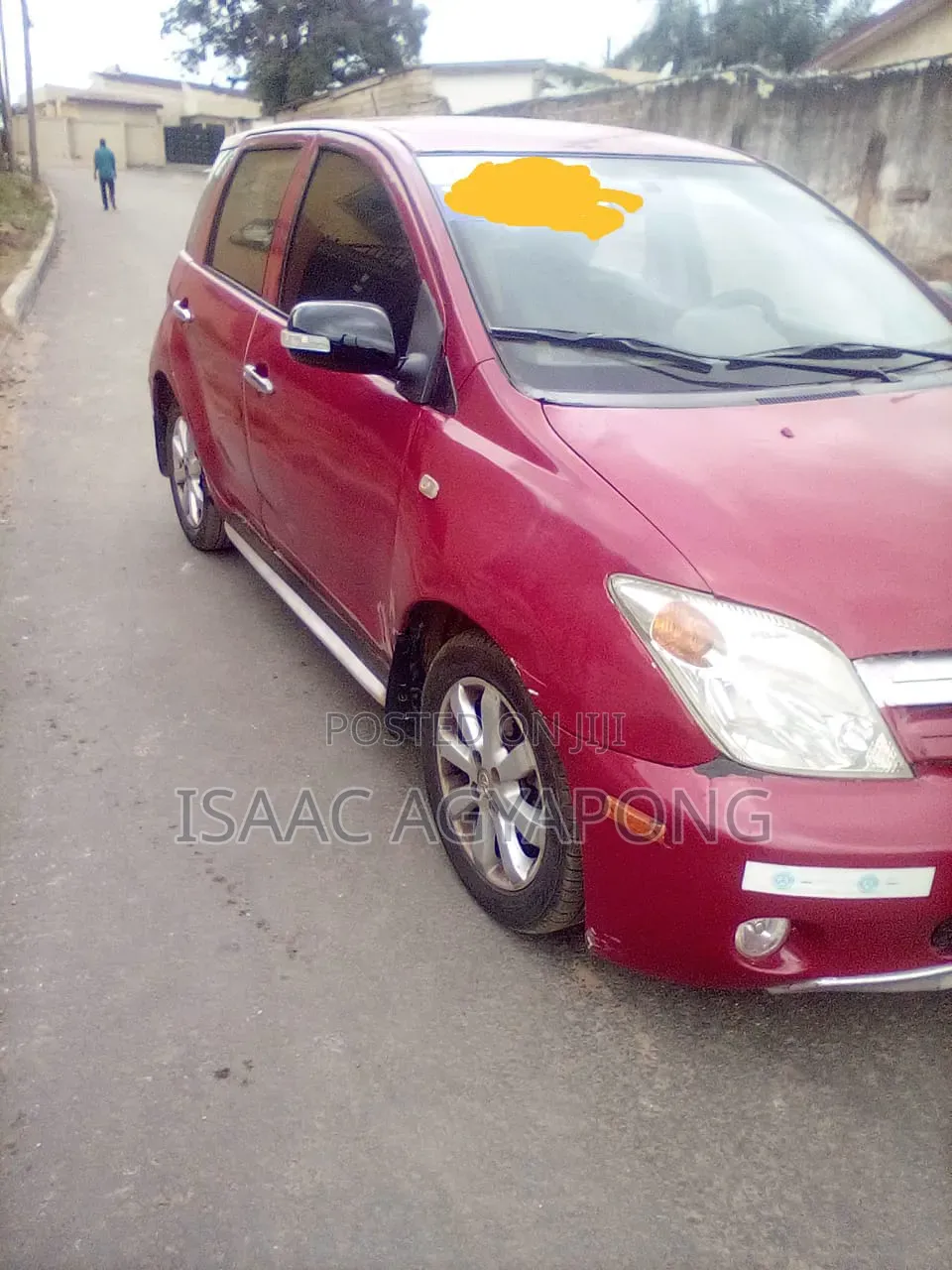 Toyota IST 2003 Red