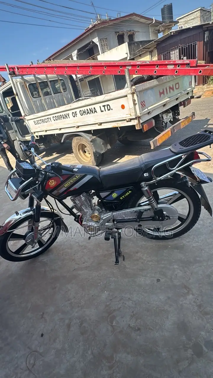 New Royal RY125 2026 Black