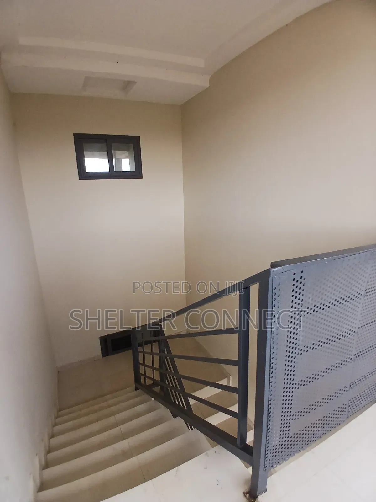 2bdrm Apartment in Adenta, Barrier for rent