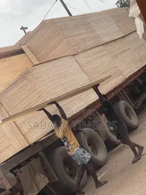 Plywood Forsale ( Payment on Delivery )