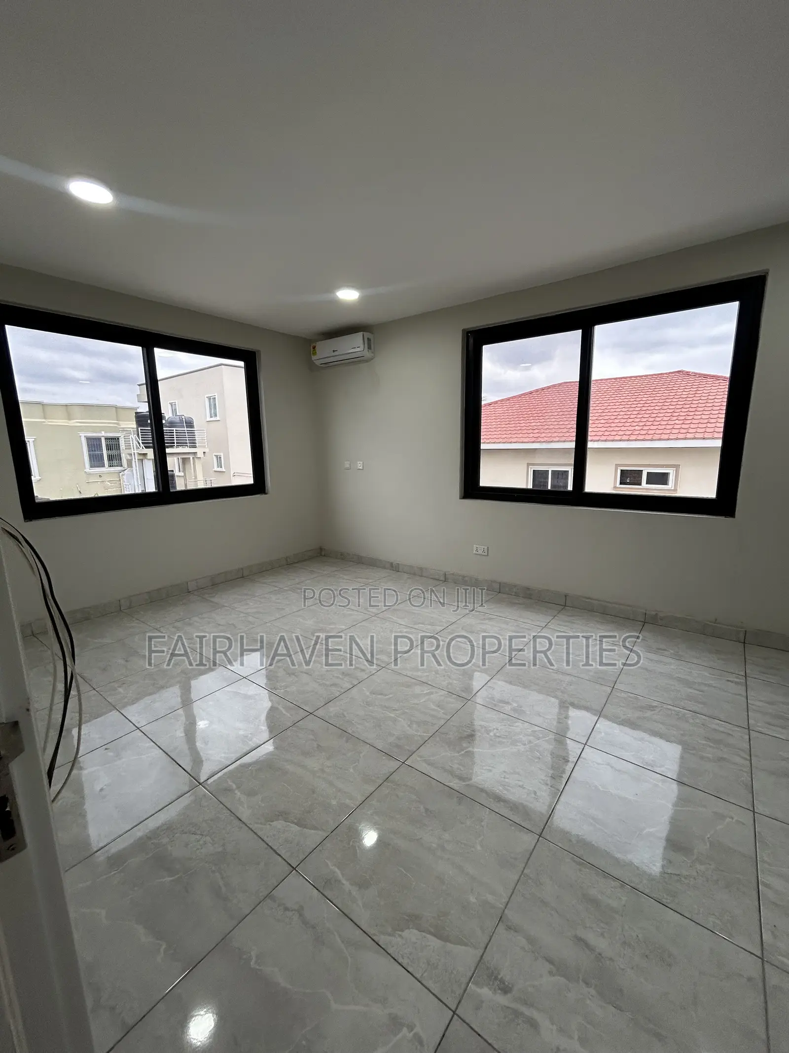 3bdrm Apartment in A&C Mall, East Legon for rent