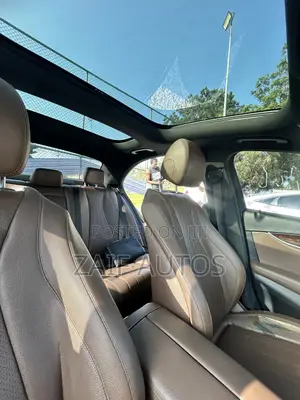 Mercedes-Benz E300 4Matic AWD Sedan (2.0L 4cyl 9A) 2017 Black