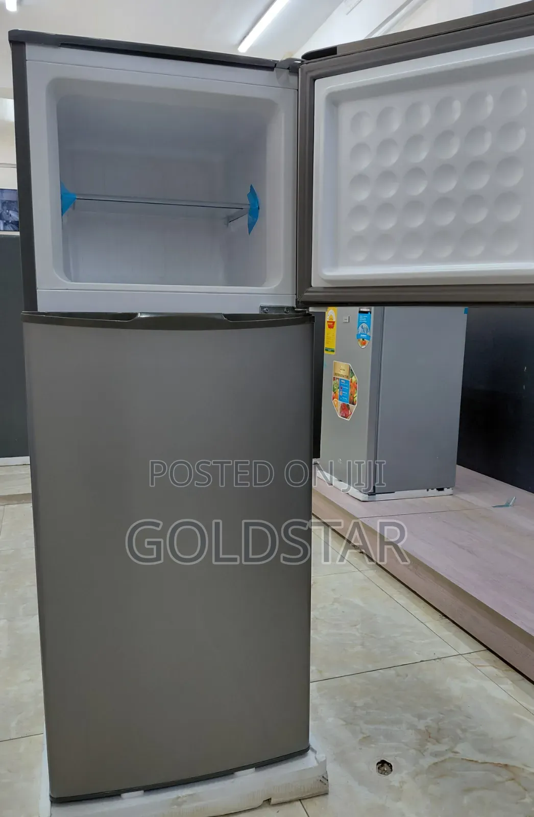 139L Goldstar Fridge